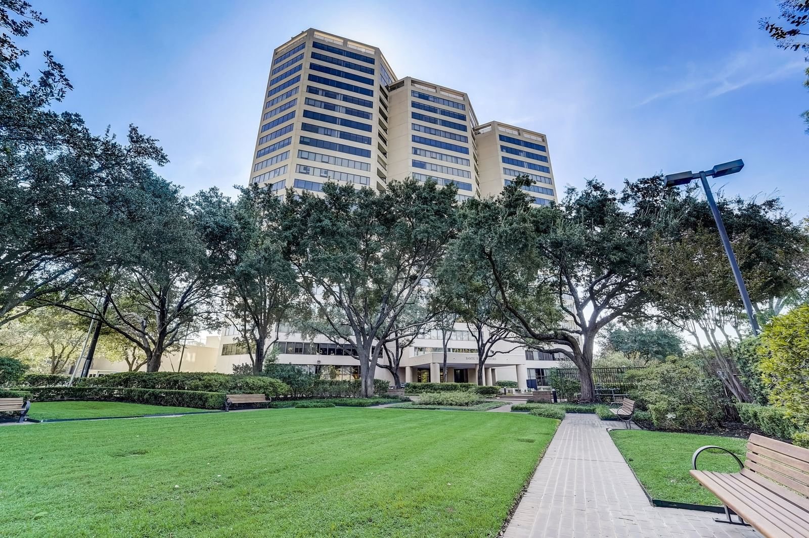 Real estate property located at 101 Westcott #1905, Harris, Bayou Bend Towers, Houston, TX, US
