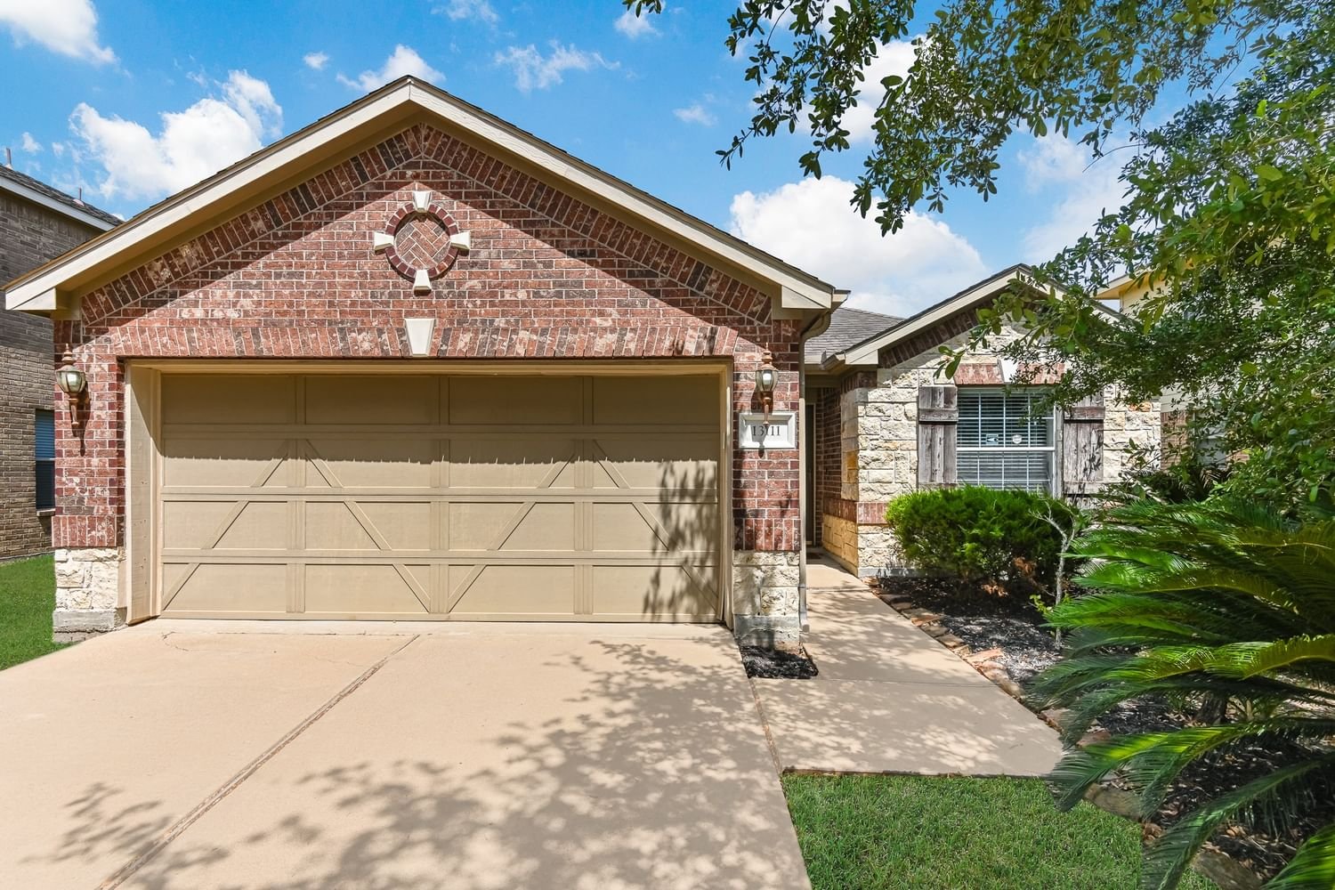 Real estate property located at 13111 Trail Manor, Brazoria, Pearland, TX, US