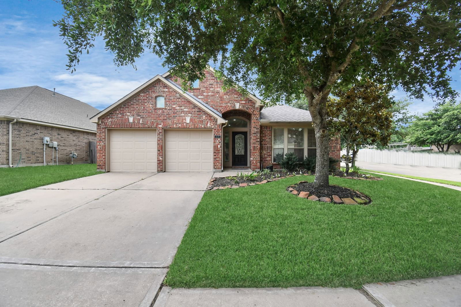 Real estate property located at 11131 Lake Gables, Fort Bend, Canyon Spgs At Westheimer Lakes Sec 2, Richmond, TX, US