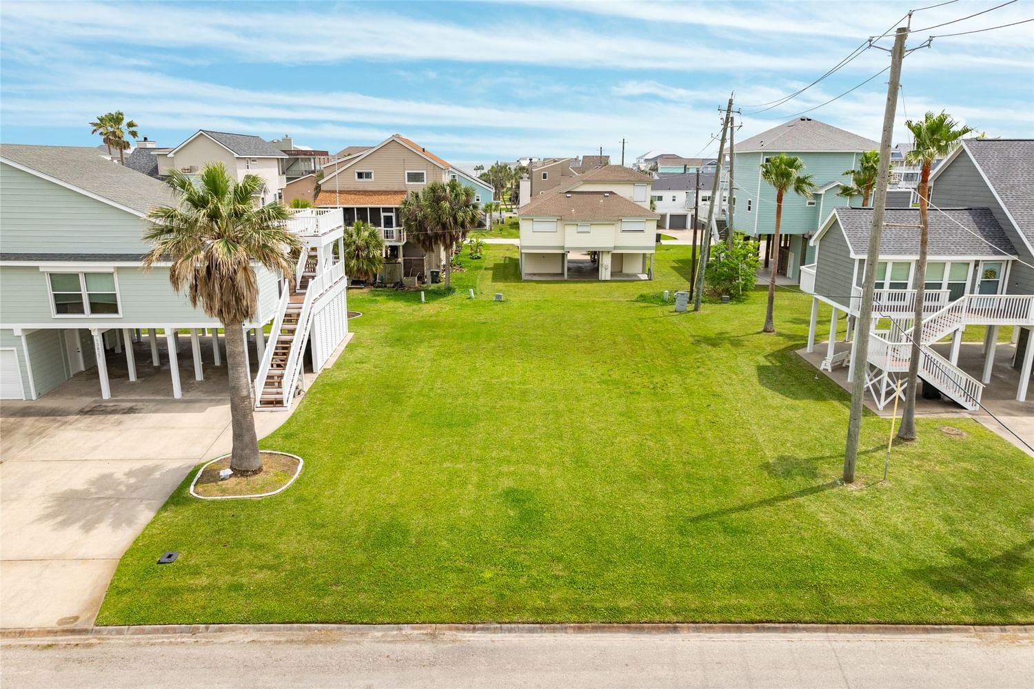 Real estate property located at 13831 Pirates Beach Boulevard, Galveston, Pirates Beach 2, Galveston, TX, US