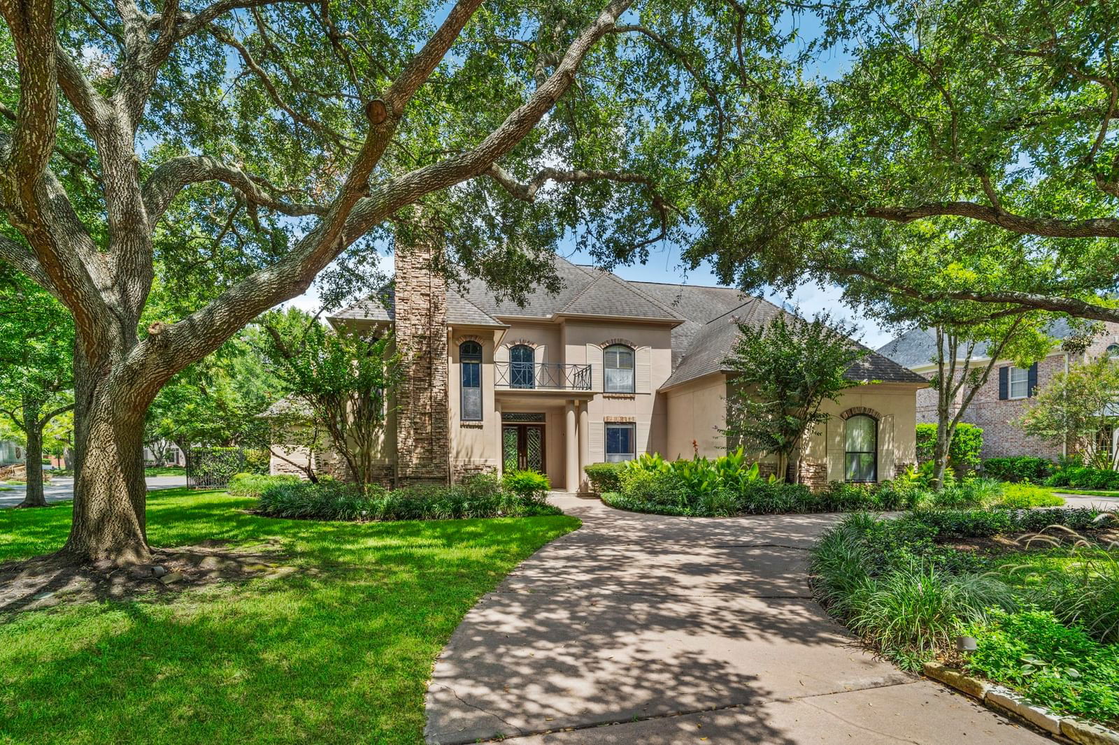 Real estate property located at 49 Scotsmoor, Fort Bend, Sweetwater, Sugar Land, TX, US
