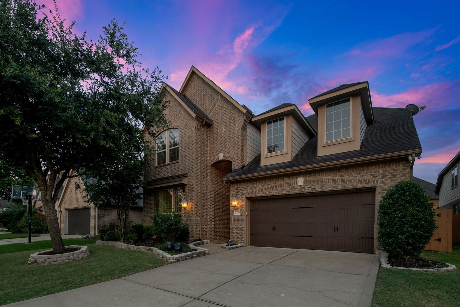 Real estate property located at 6610 Rising Hills Lane, Fort Bend, Millwood At Riverstone, Sugar Land, TX, US