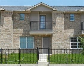 Real estate property located at 10050-10070 Emnora, Harris, Springs Wood Twnhms, Houston, TX, US