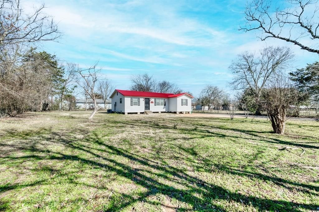 Real estate property located at 9393 Willow, Madison, Midway, TX, US