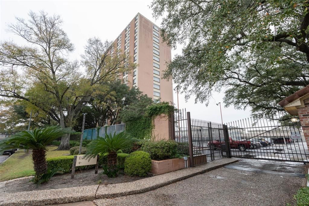 Real estate property located at 7520 Hornwood #808, Harris, Sussex Condo West, Houston, TX, US