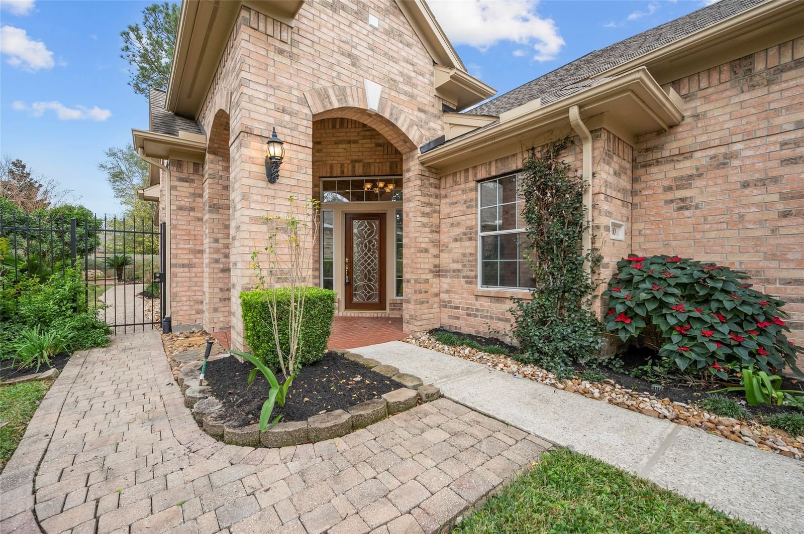 Real estate property located at 10 Carriage House, Montgomery, Wdlnds Windsor Lakes 02, Conroe, TX, US