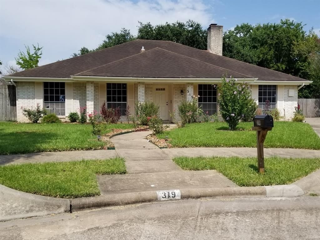 Real estate property located at 319 Swords, Fort Bend, Kingsway, Stafford, TX, US