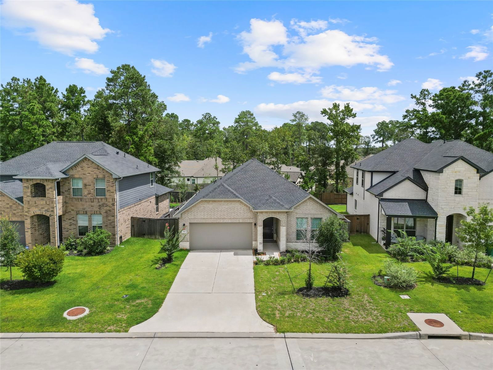 Real estate property located at 112 Yellow Perch, Montgomery, The Woodlands Hills 11, Willis, TX, US