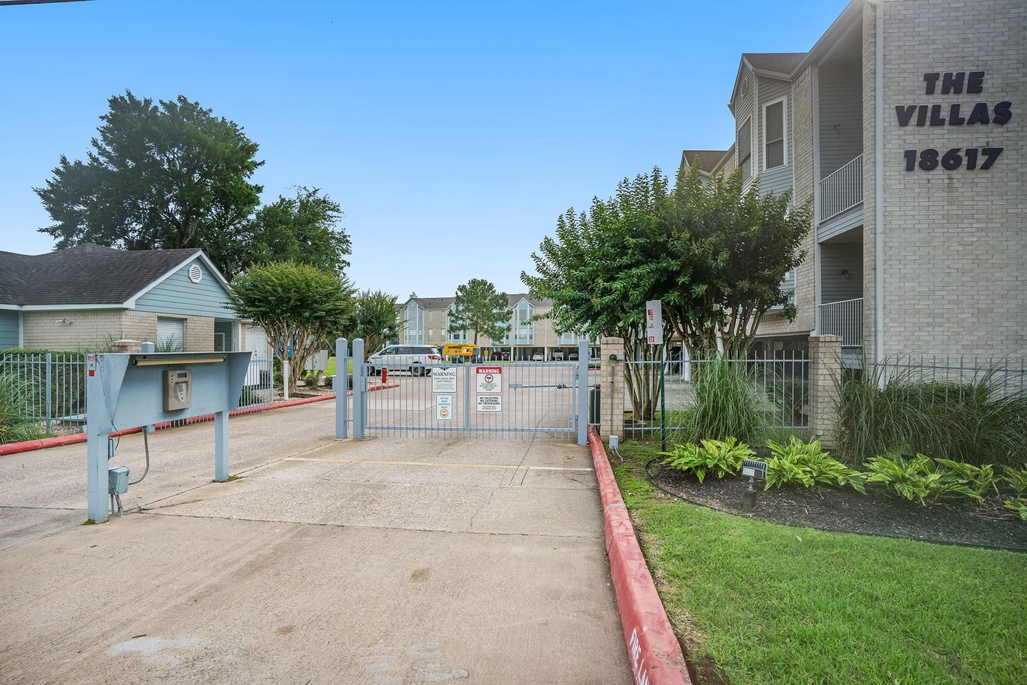 Real estate property located at 18617 Egret Bay #511, Harris, Egret Bay Villas Condo Ph 01, Webster, TX, US