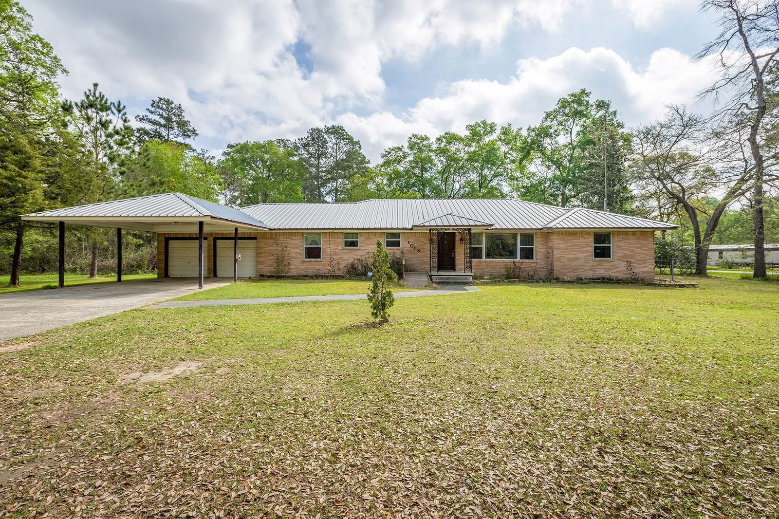 Real estate property located at 1013 S Fenner Ave, Liberty, Glen Park, Cleveland, TX, US