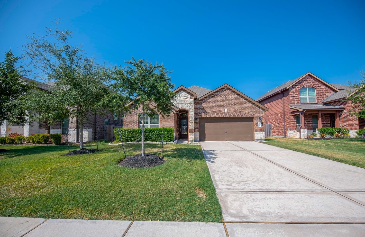 Real estate property located at 2708 Kaman, Brazoria, Pearland, TX, US