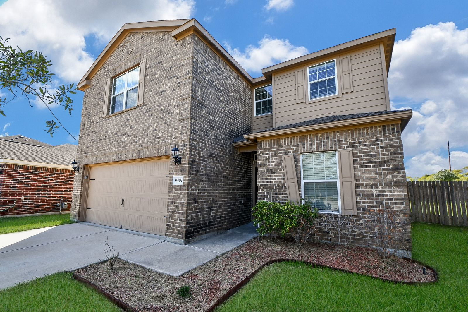 Real estate property located at 9402 Ruby Mist, Brazoria, Sterling Lakes At Iowa Colony, Rosharon, TX, US