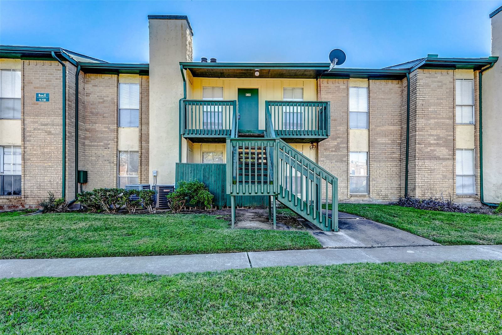 Real estate property located at 1516 Bay Area #10, Harris, Baywind Condo, Houston, TX, US