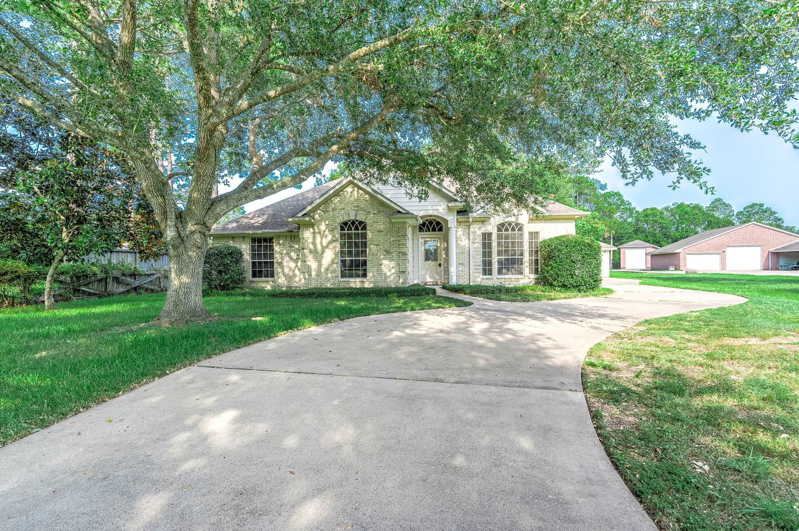 Real estate property located at 1803 Pine Crest, Brazoria, Pinecrest One & Two, Alvin, TX, US