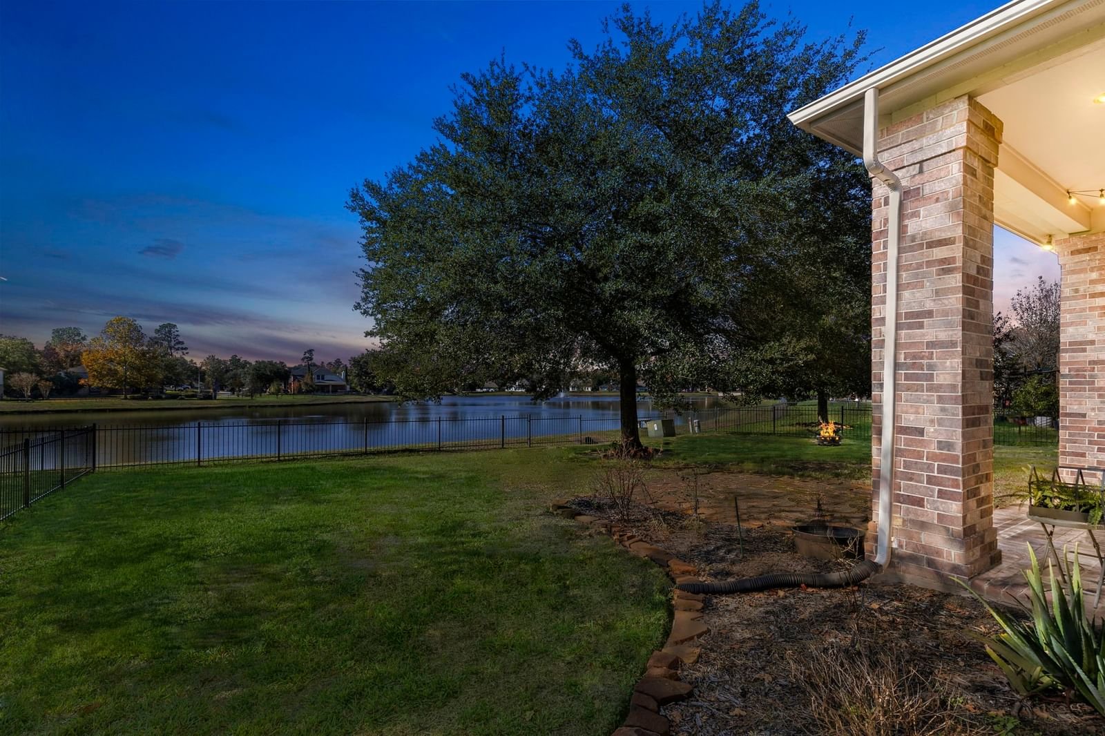 Real estate property located at 9107 Lakeside, Montgomery, Hidden Lake Estates 02, Magnolia, TX, US