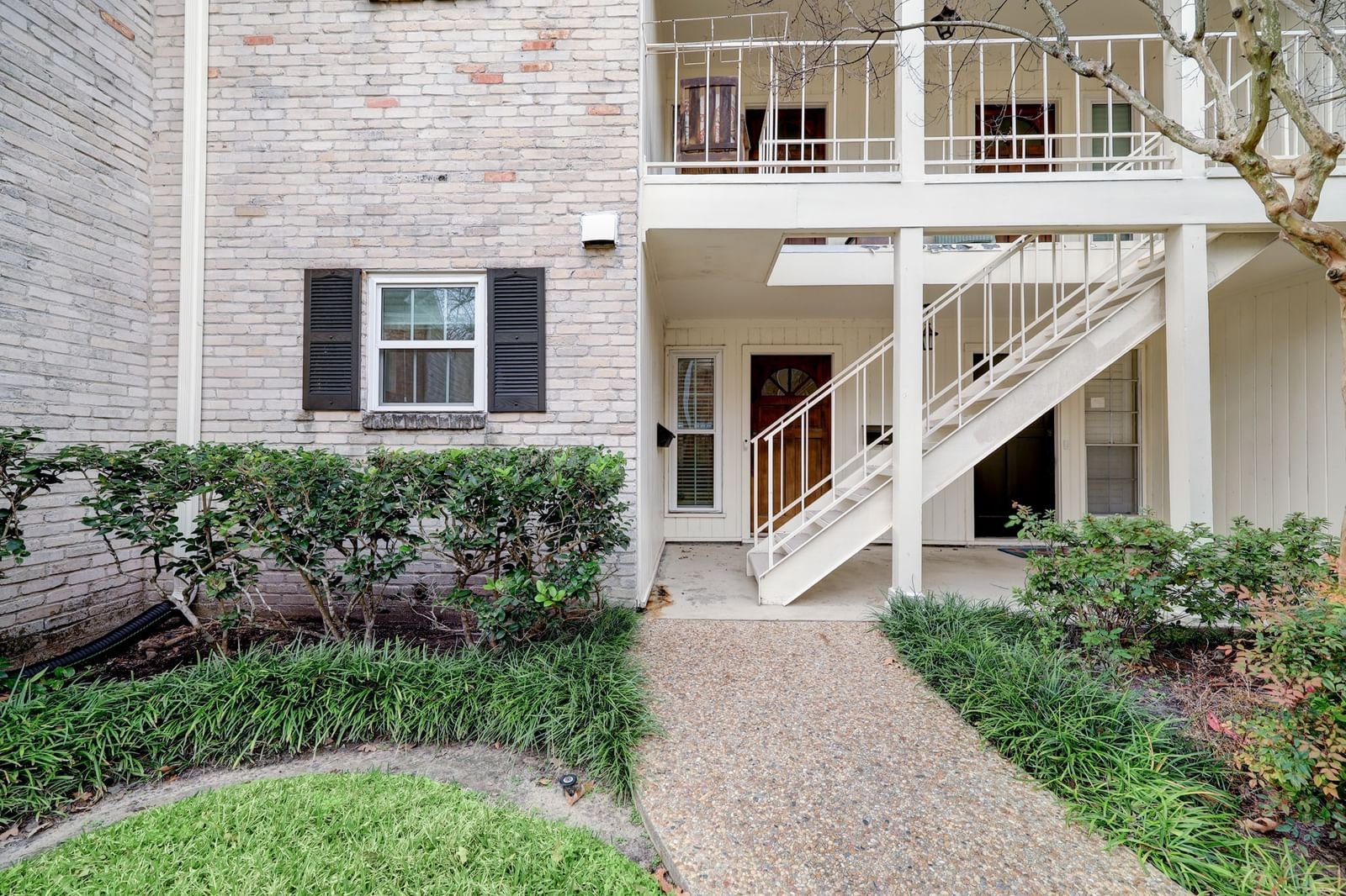 Real estate property located at 12990 Trail Hollow, Harris, Georgetown T/H Ph 02, Houston, TX, US