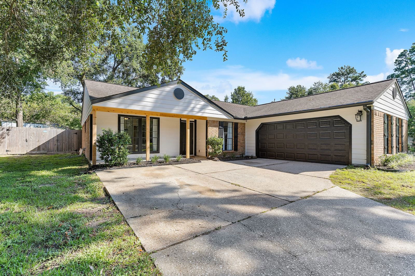 Real estate property located at 2927 Bassingham, Harris, Elm Grove Village Sec 2, Houston, TX, US