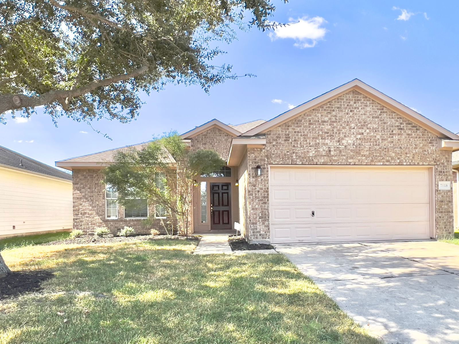 Real estate property located at 7118 Anaquitas Creek, Fort Bend, LOST CREEK SEC 1, Richmond, TX, US