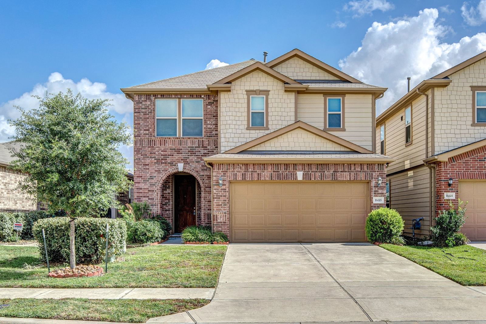 Real estate property located at 16618 Chill Brook, Harris, HILLSDALE CRK, Houston, TX, US