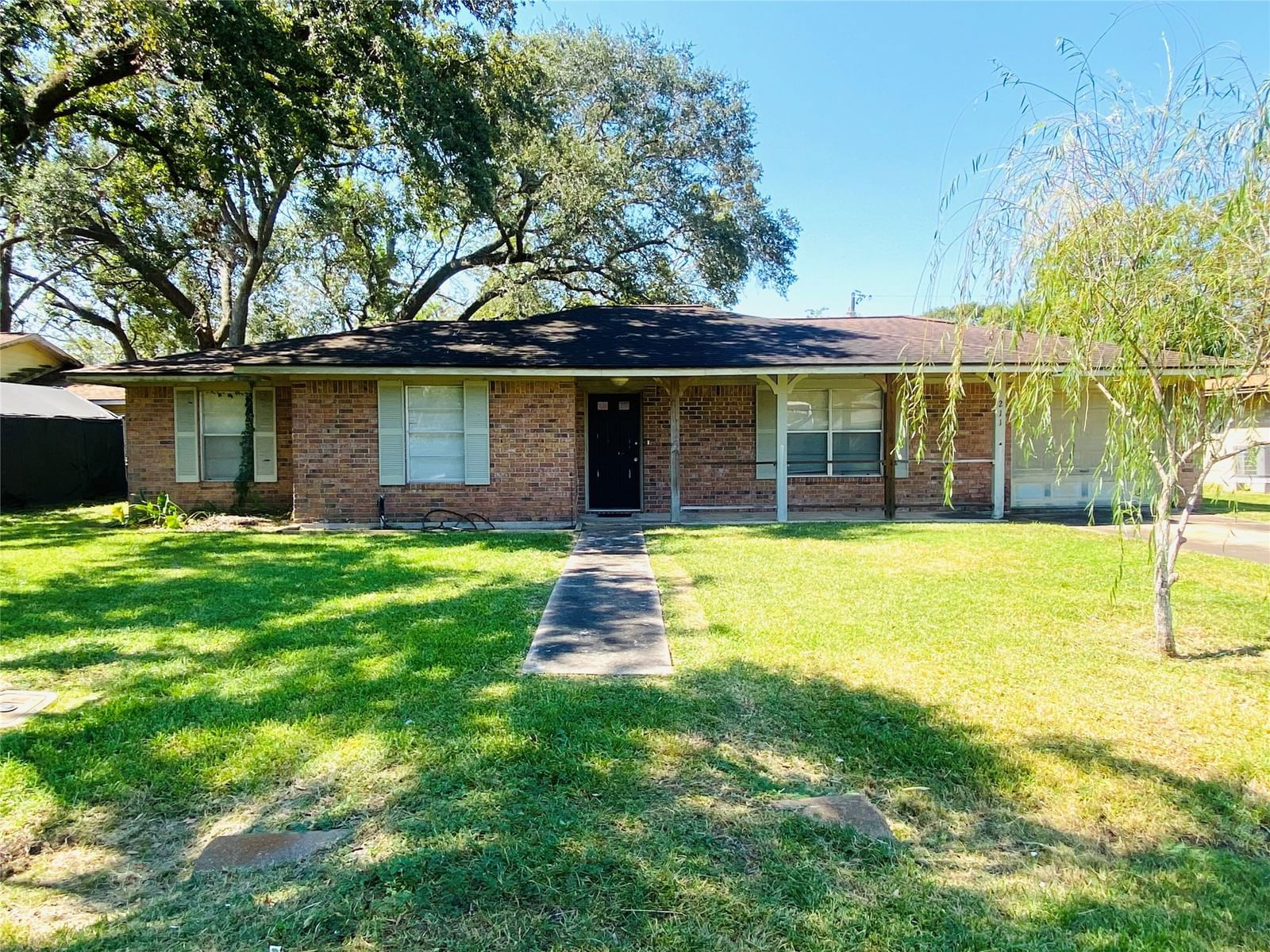 Real estate property located at 211 Avenue, Brazoria, Garden Acres Brazoria, Brazoria, TX, US