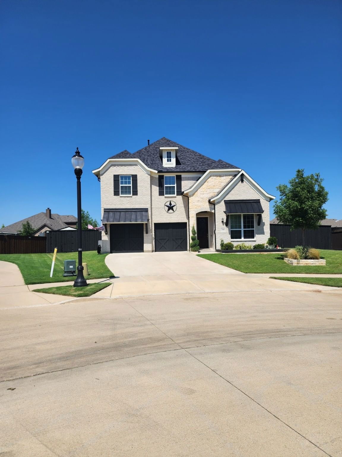Real estate property located at 13600 Canals, Denton, Valencia On The Lake Ph 1, Little Elm, TX, US