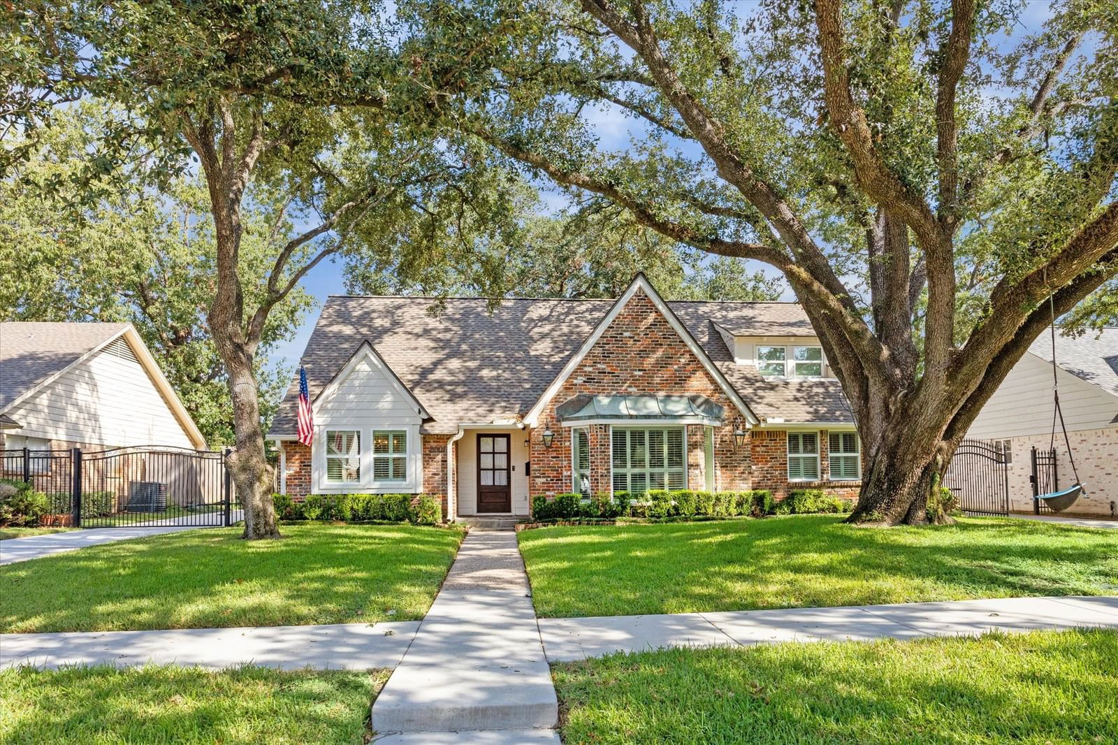 Real estate property located at 8006 Meadowbriar, Harris, BRIARMEADOW SEC 1, Houston, TX, US