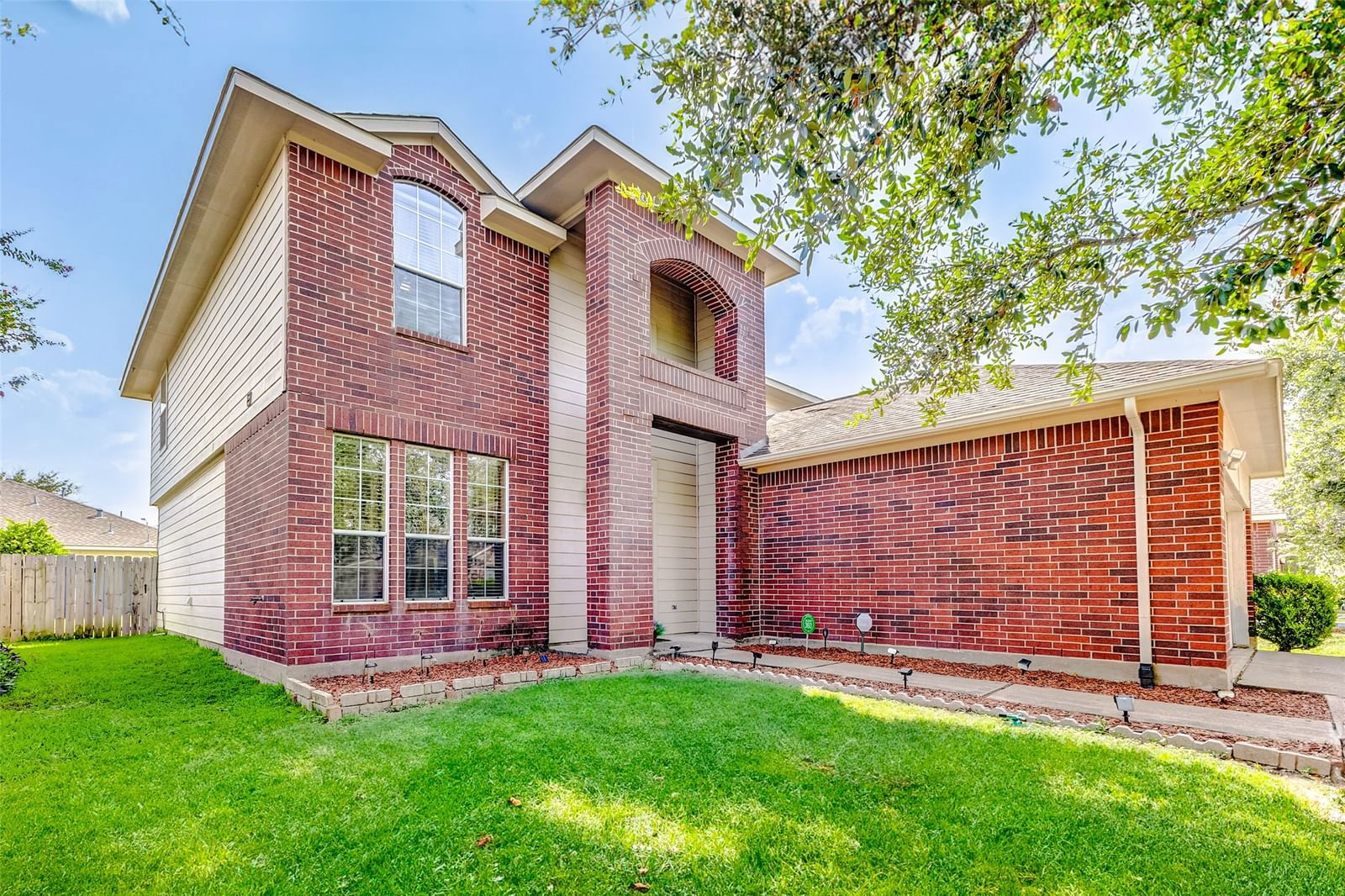 Real estate property located at 7438 Riven Oaks, Harris, Oak Lndg Sec 01, Cypress, TX, US