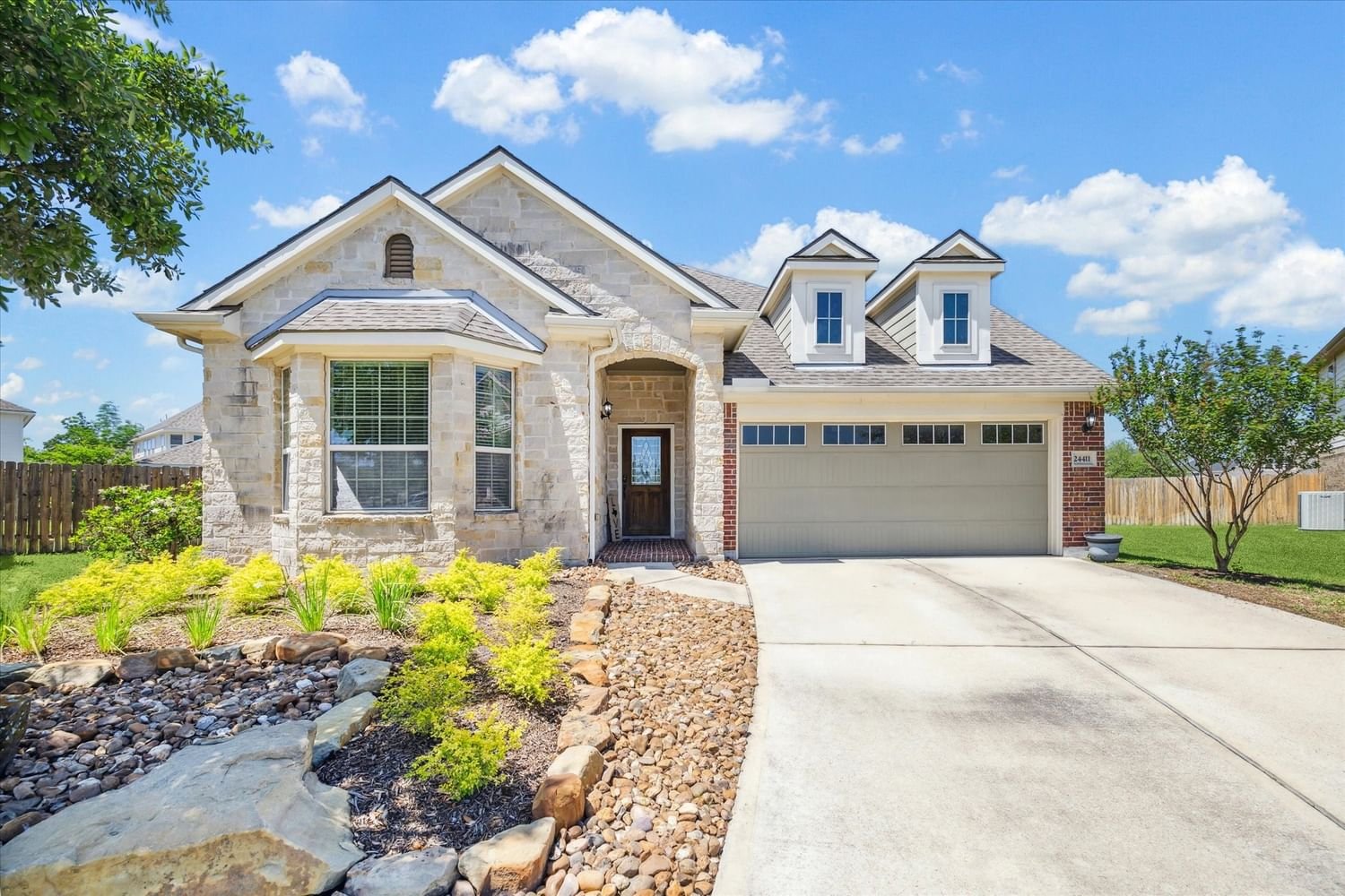 Real estate property located at 24411 Pine Canyon Falls, Harris, Wimbledon Falls Sec 4, Tomball, TX, US
