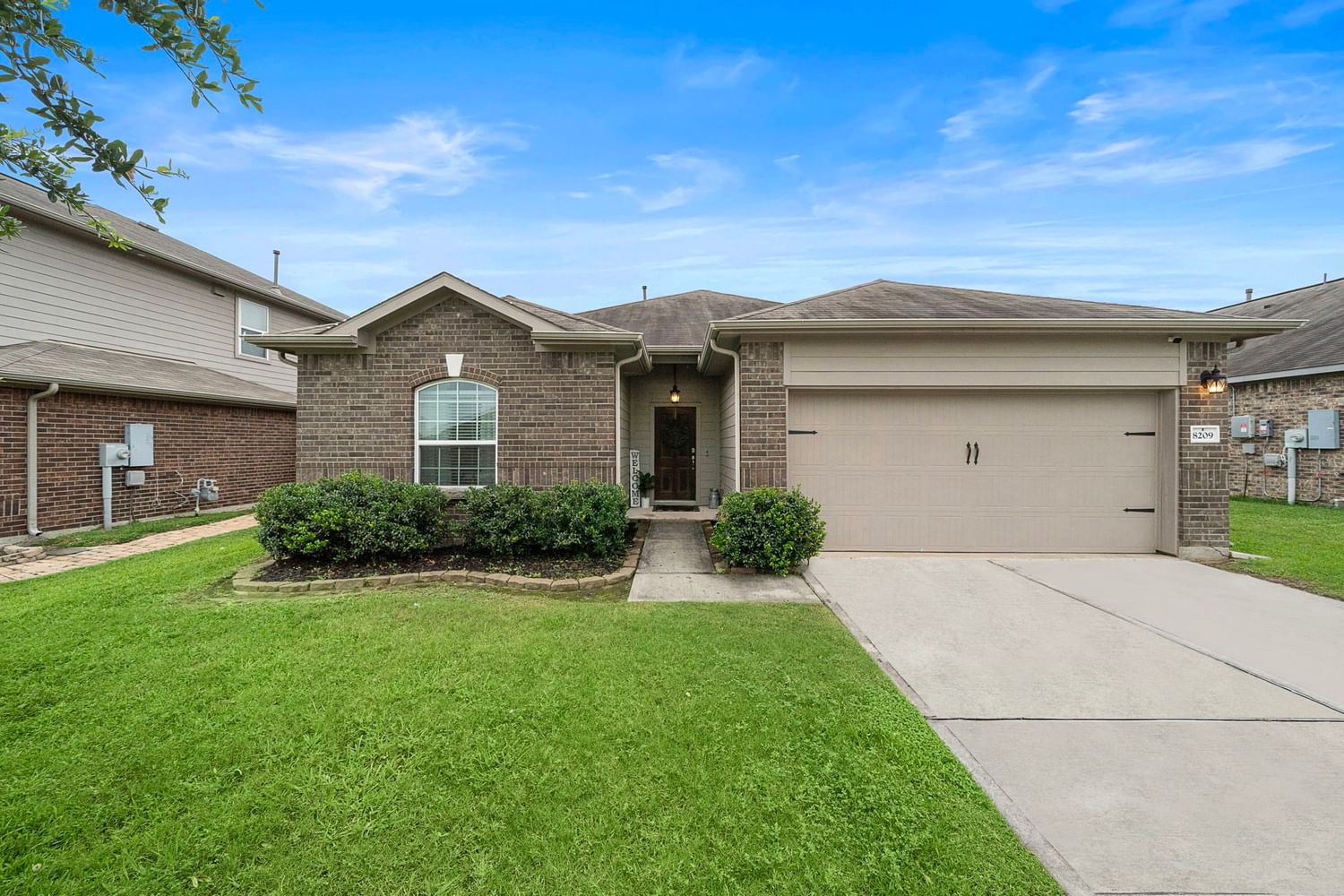 Real estate property located at 8209 Sunstone, Galveston, Pearlbrook Sec 4, Texas City, TX, US