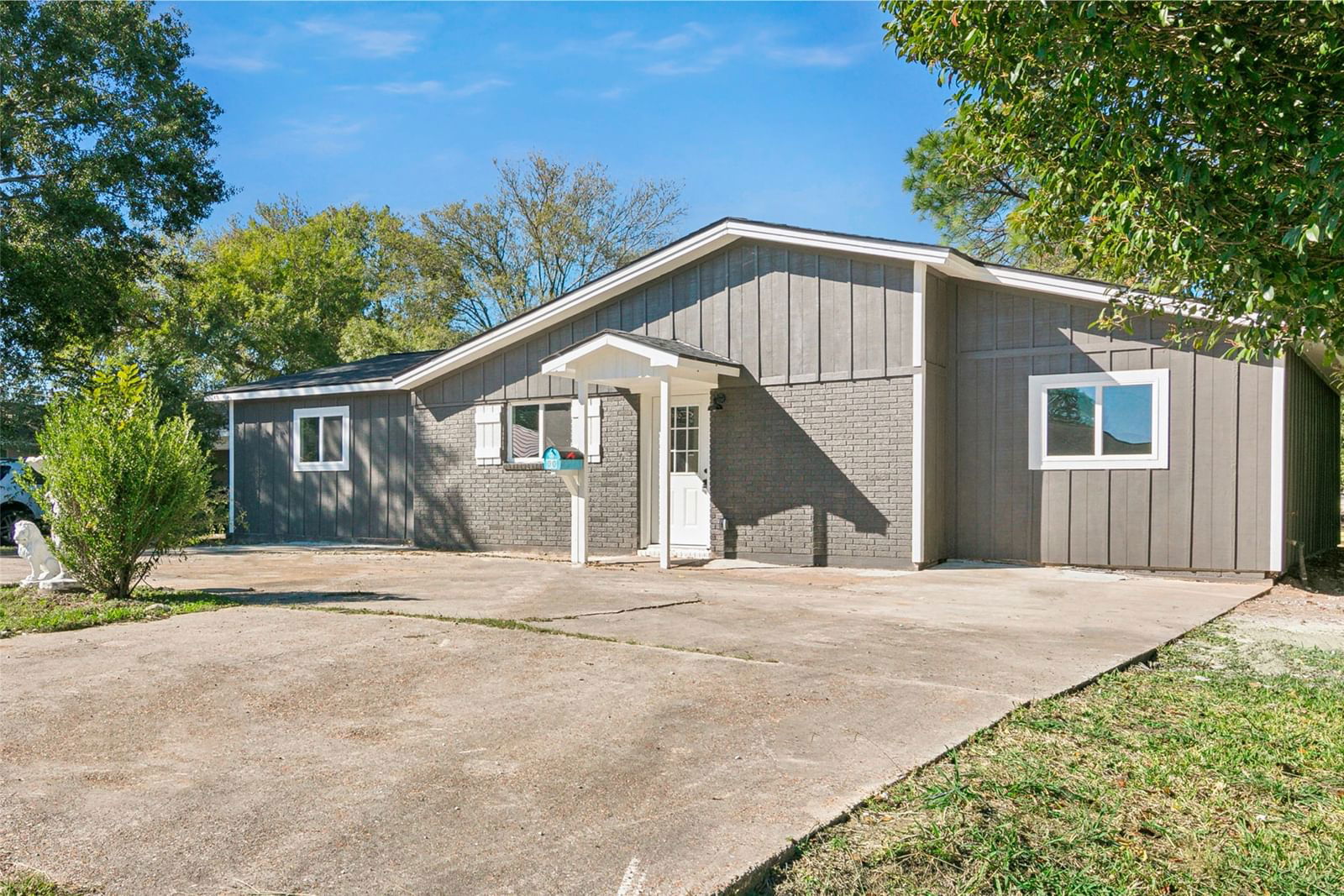 Real estate property located at 2626 Staton, Jefferson, Keith Estates 2, Port Neches, TX, US