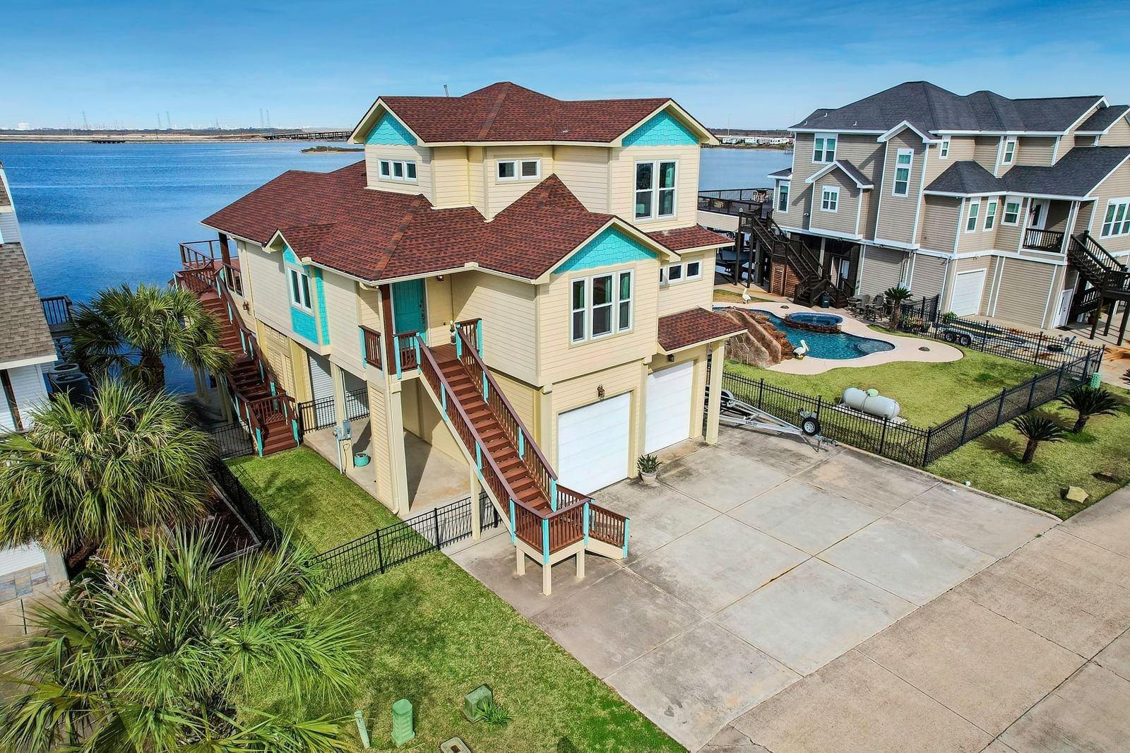 Real estate property located at 434 Jeanie Lynn, Galveston, Tiki Island, Tiki Island, TX, US