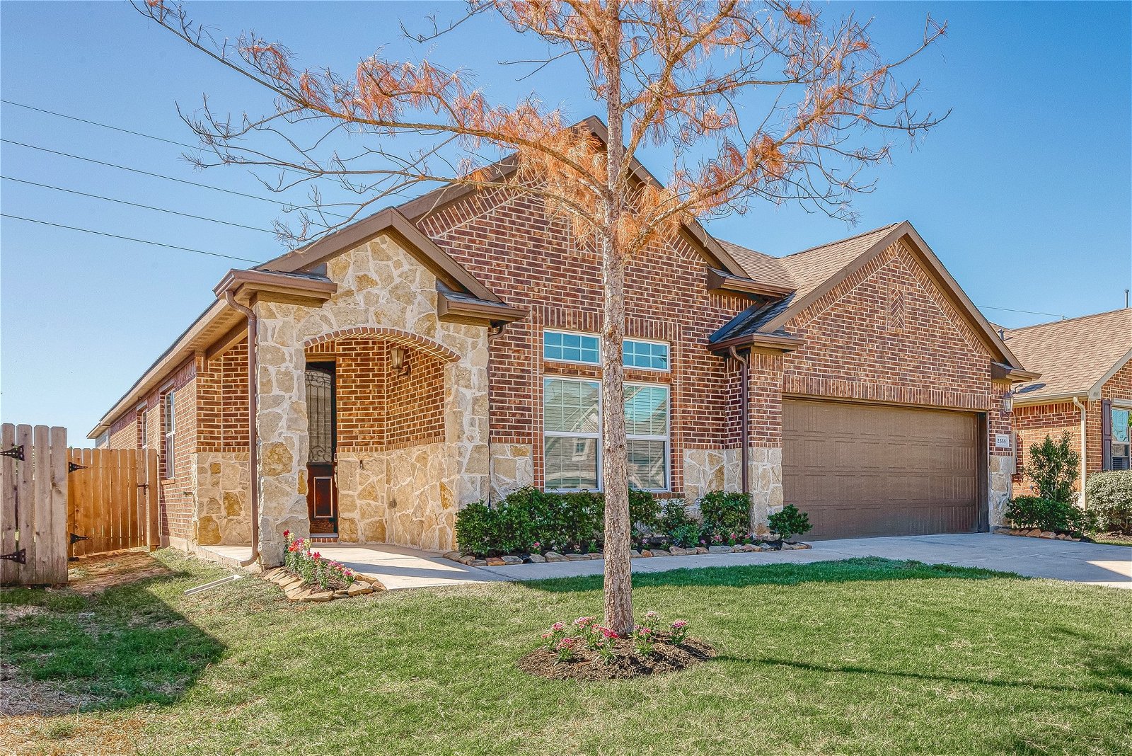 Real estate property located at 2538 Shelly Lang, Fort Bend, Dry Creek Village, Missouri City, TX, US