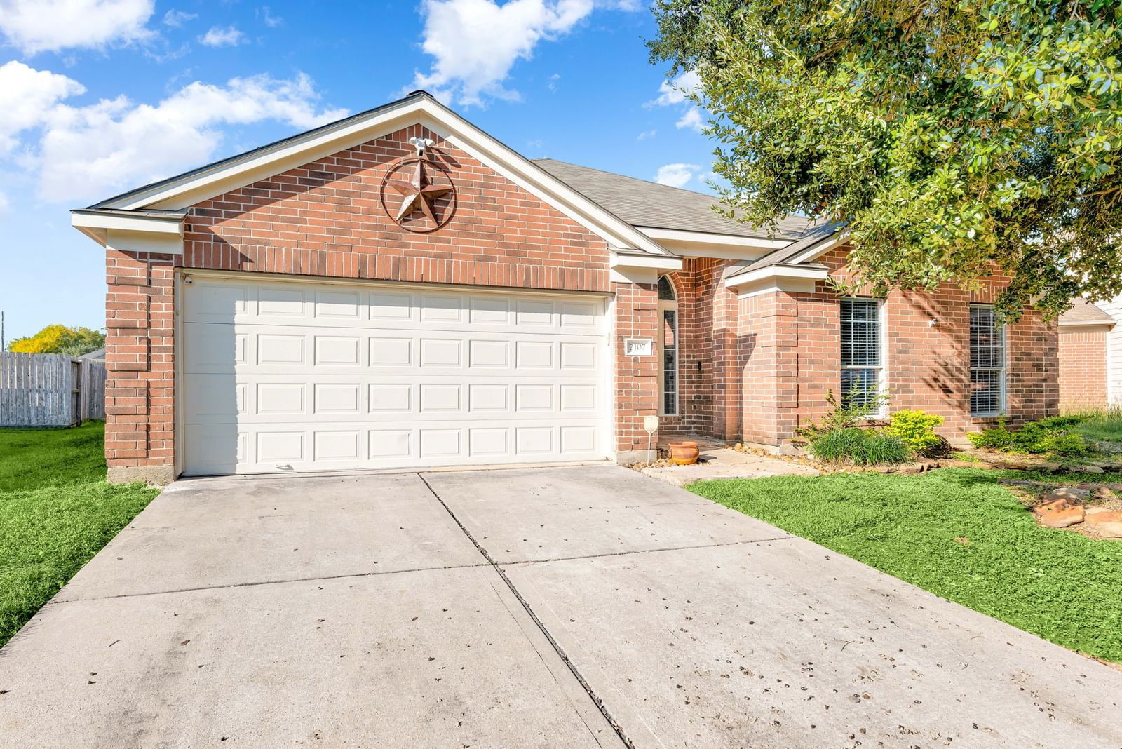 Real estate property located at 2107 Umber Elm Court, Harris, Williamsburg Parish, Katy, TX, US