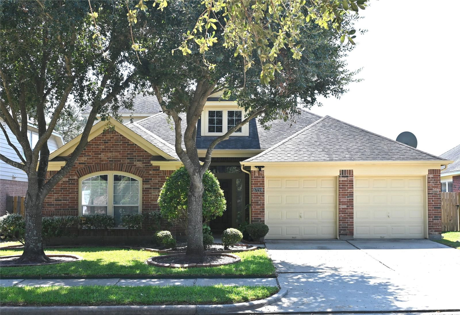 Real estate property located at 17219 Valhallah Way, Harris, Sheffield Estate, Houston, TX, US