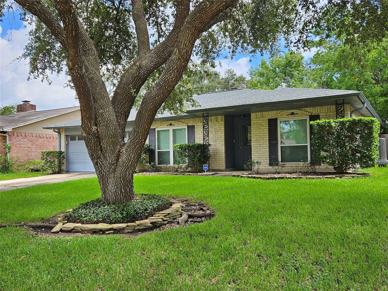 Real estate property located at 16635 Townes, Harris, Forest Bend Sec 02, Friendswood, TX, US