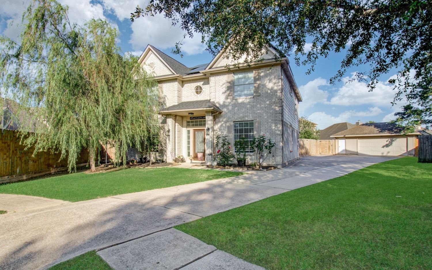 Real estate property located at 8206 Poplar, Chambers, Country Meadows Sec 03, Baytown, TX, US