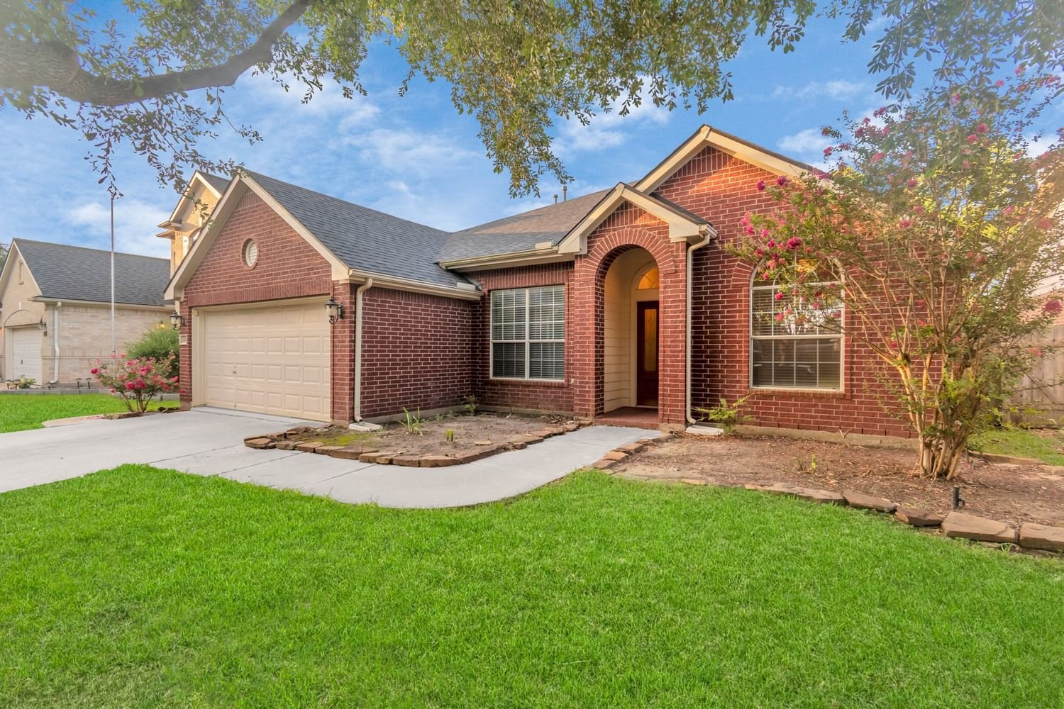 Real estate property located at 2415 Old River, Fort Bend, Richmond, TX, US