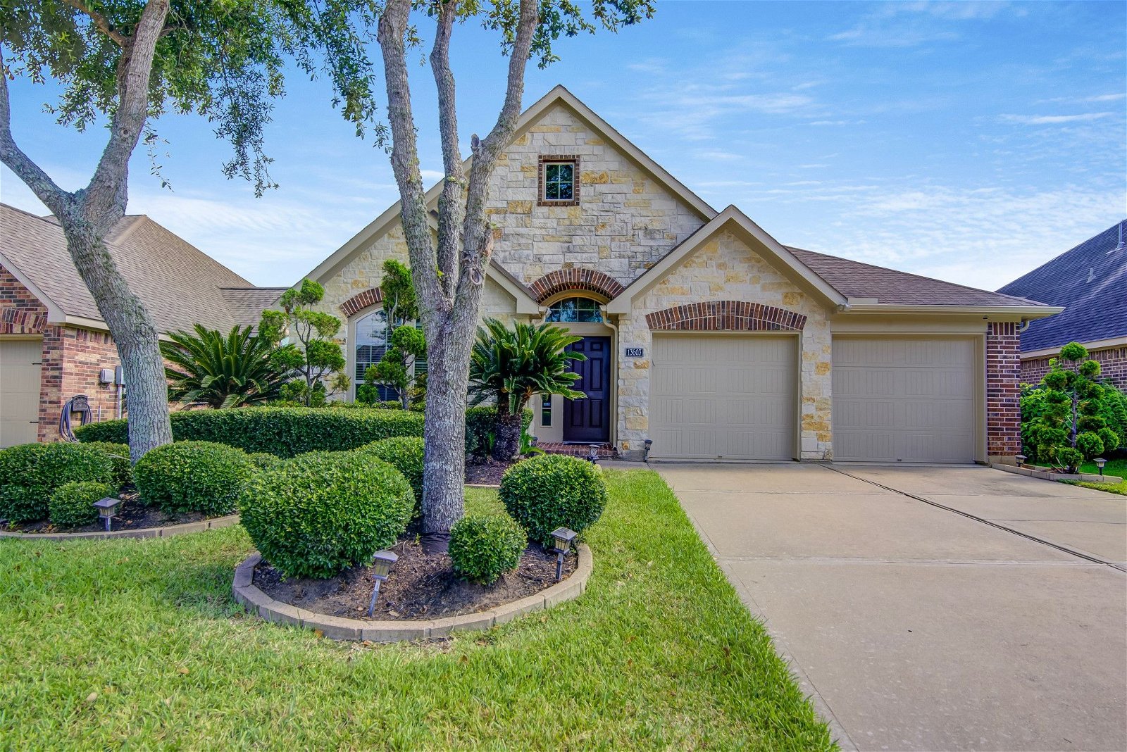 Real estate property located at 13603 Durango Pass, Fort Bend, Pearland, TX, US