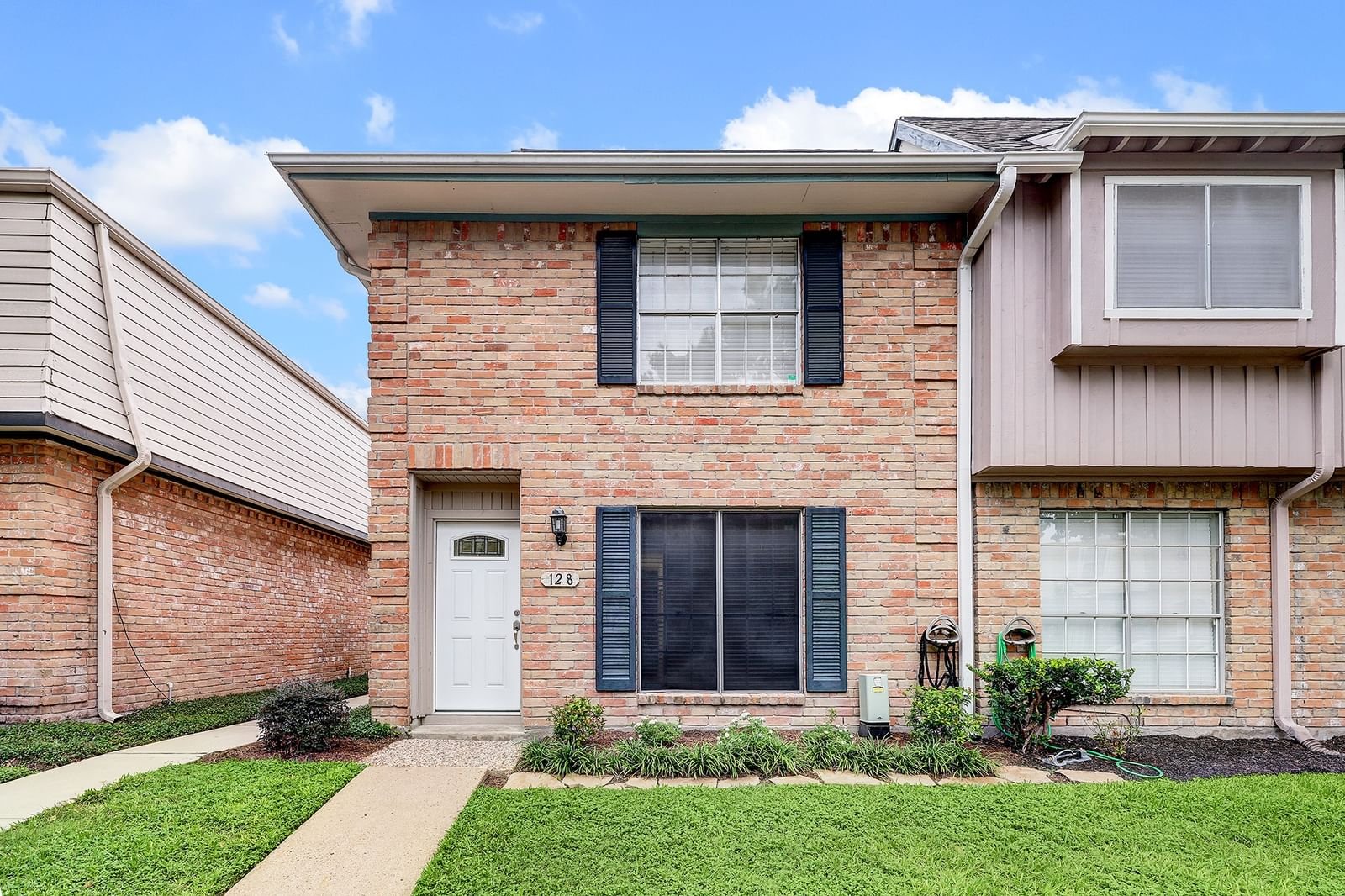 Real estate property located at 11002 Hammerly #128, Harris, Hammerly Woods Apts Condo, Houston, TX, US