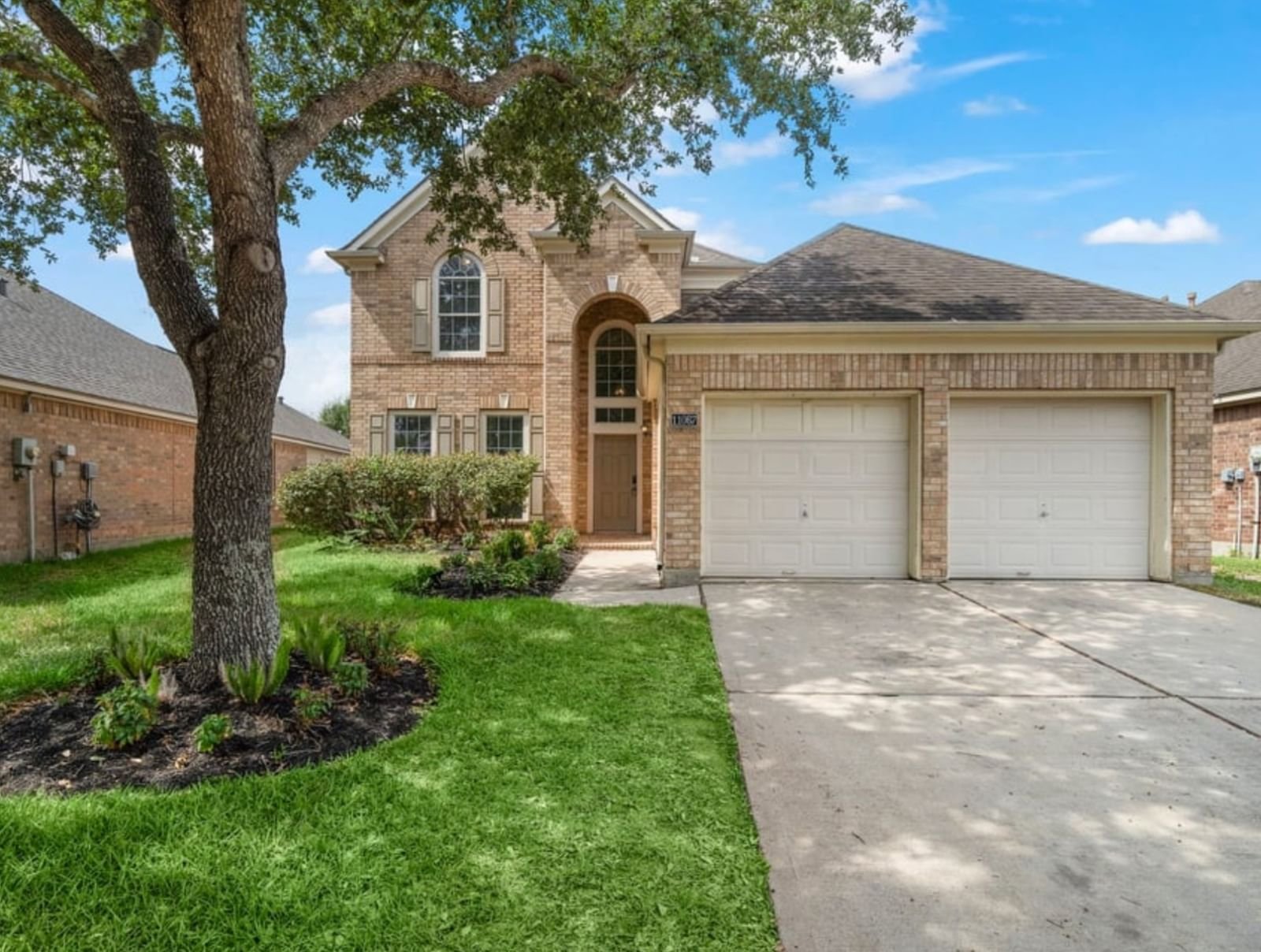Real estate property located at 11067 Pierce Valley, Fort Bend, Canyon Lakes At Westheimer Lakes Sec 1, Richmond, TX, US