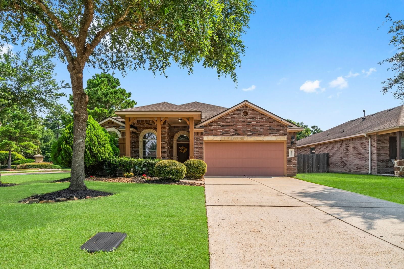 Real estate property located at 21335 Village Crossing, Montgomery, Valley Ranch, Porter, TX, US