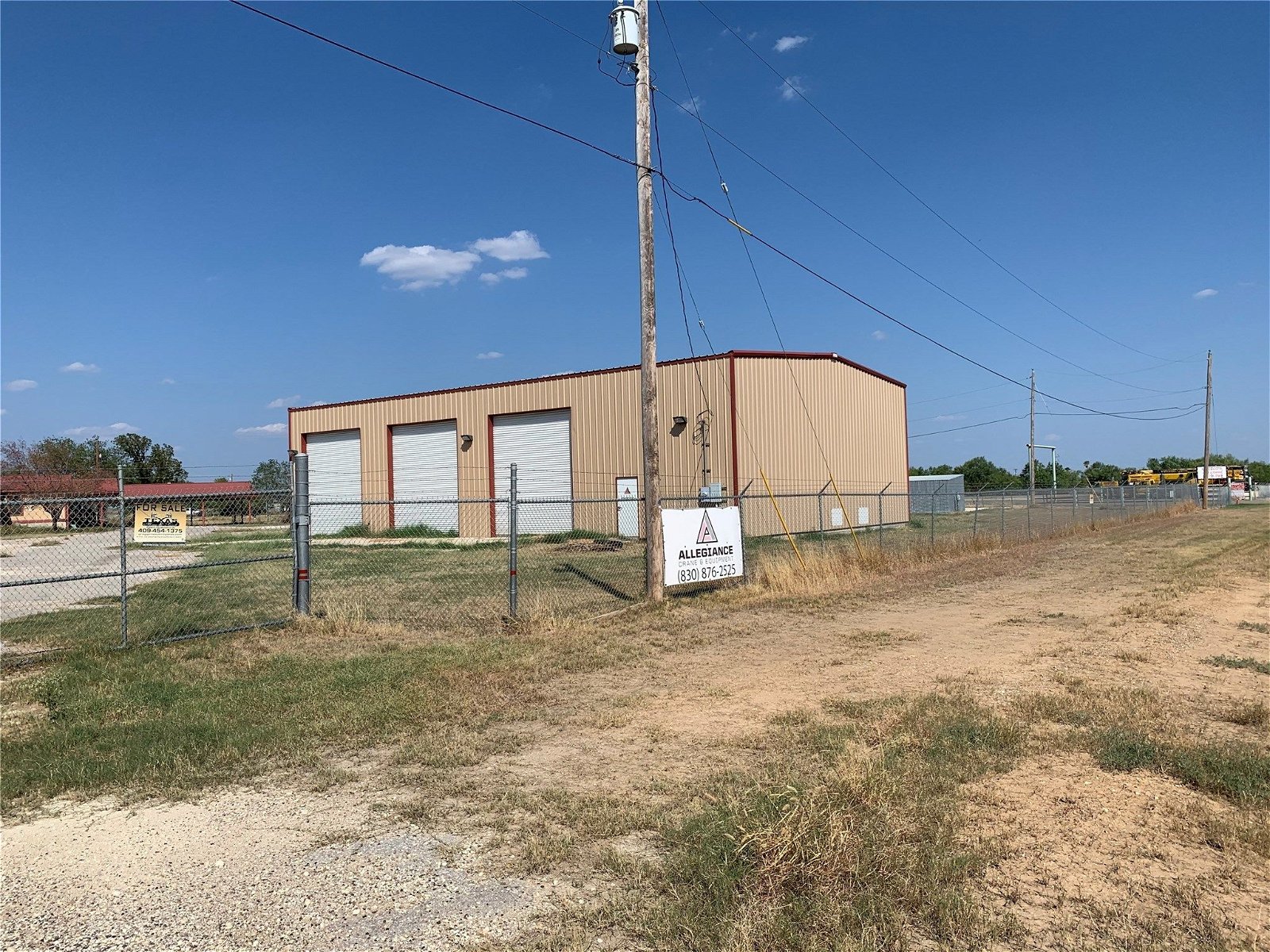 Real estate property located at 2693 Hwy South US HWY 83, Dimmit, Comm, Carrizo Springs, TX, US