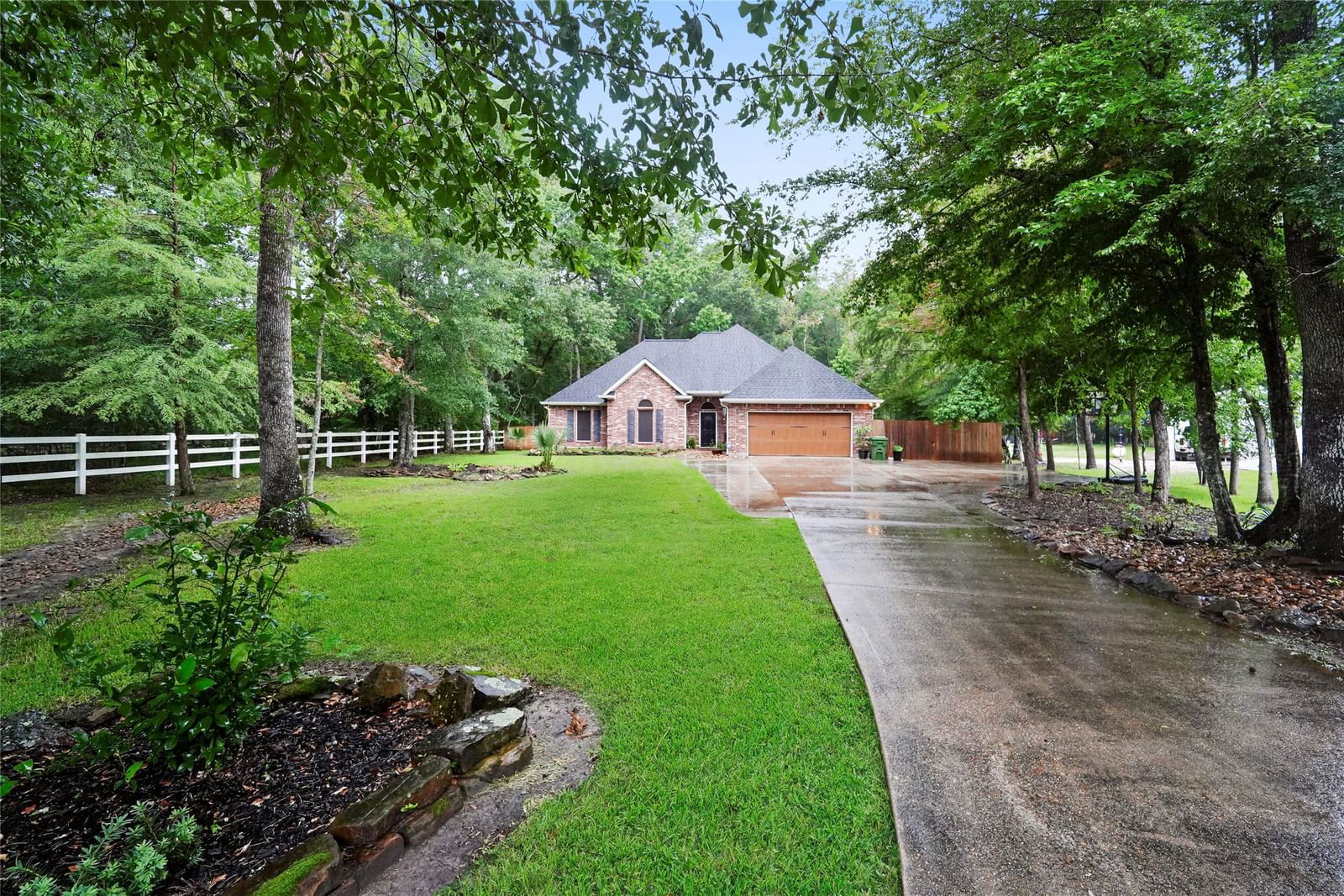 Real estate property located at 30007 Commons Woods, Harris, Commons Lake Houston Sec 08, Huffman, TX, US