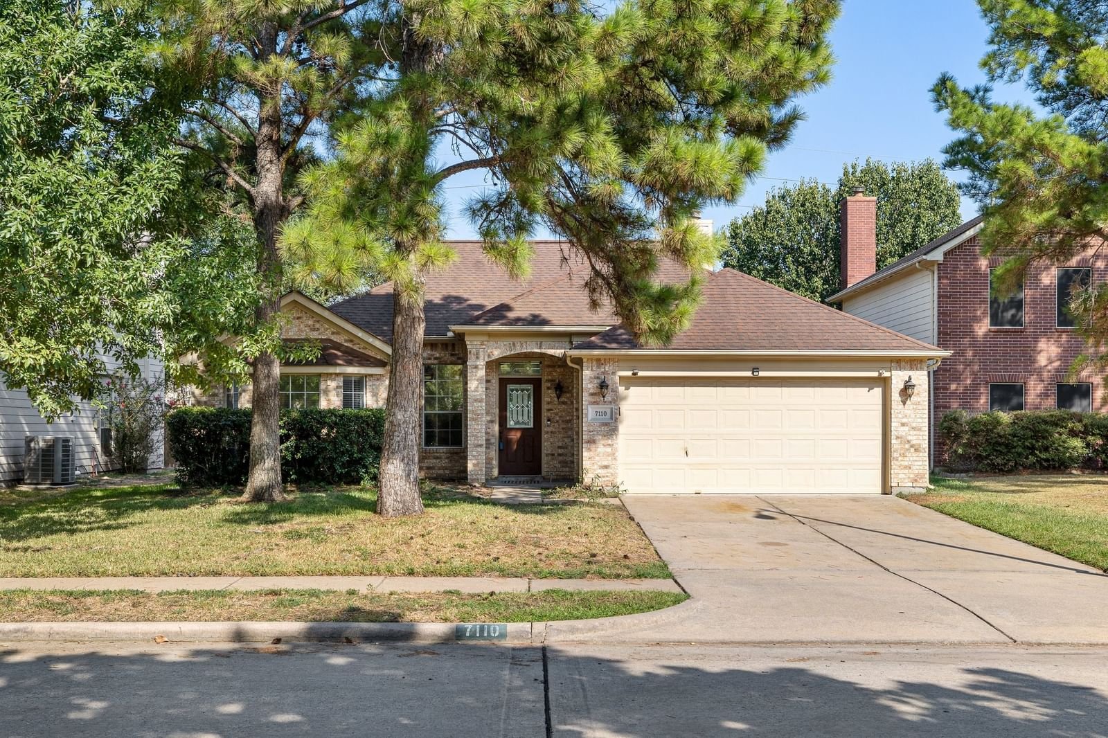 Real estate property located at 7110 Hazel Cove, Harris, Copperfield Westcreek Village, Houston, TX, US