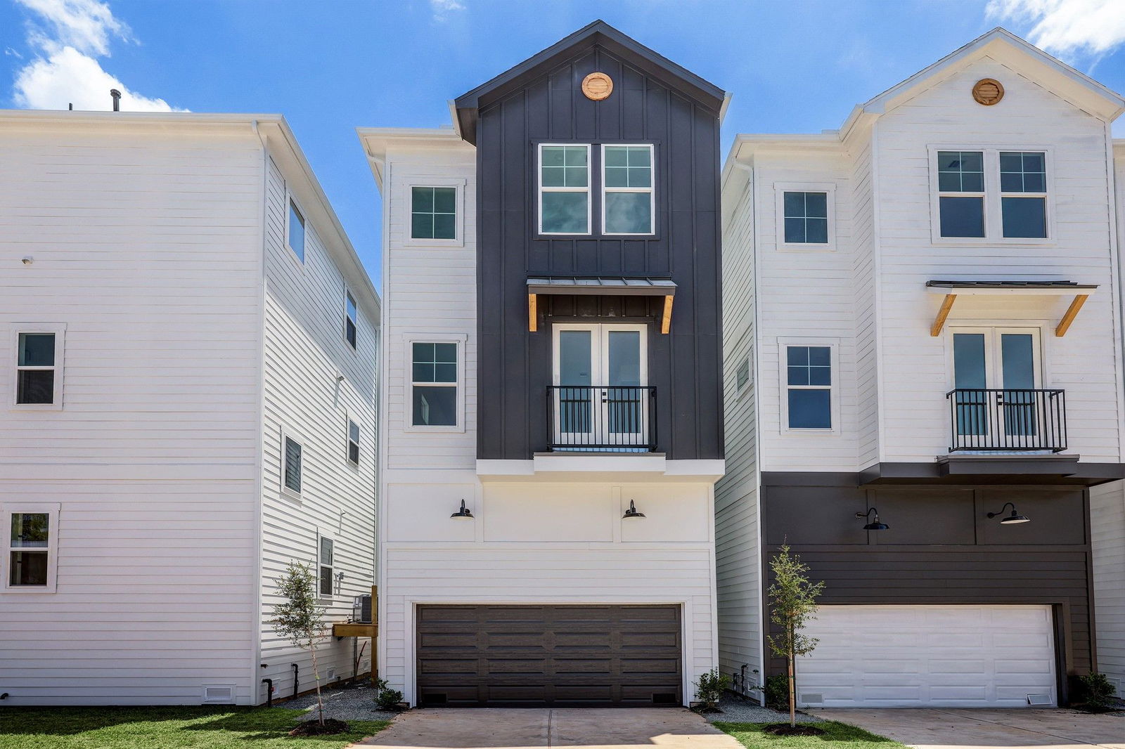 Real estate property located at 2808 Versailles Oak, Harris, Houston, TX, US