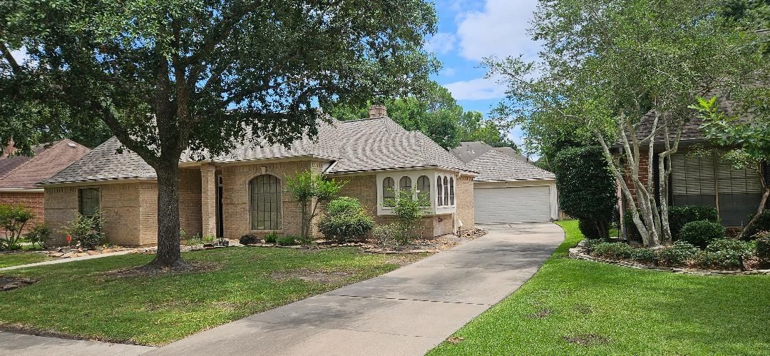 Real estate property located at 16110 Ridge Park, Harris, Copperfield Southdown Village, Houston, TX, US