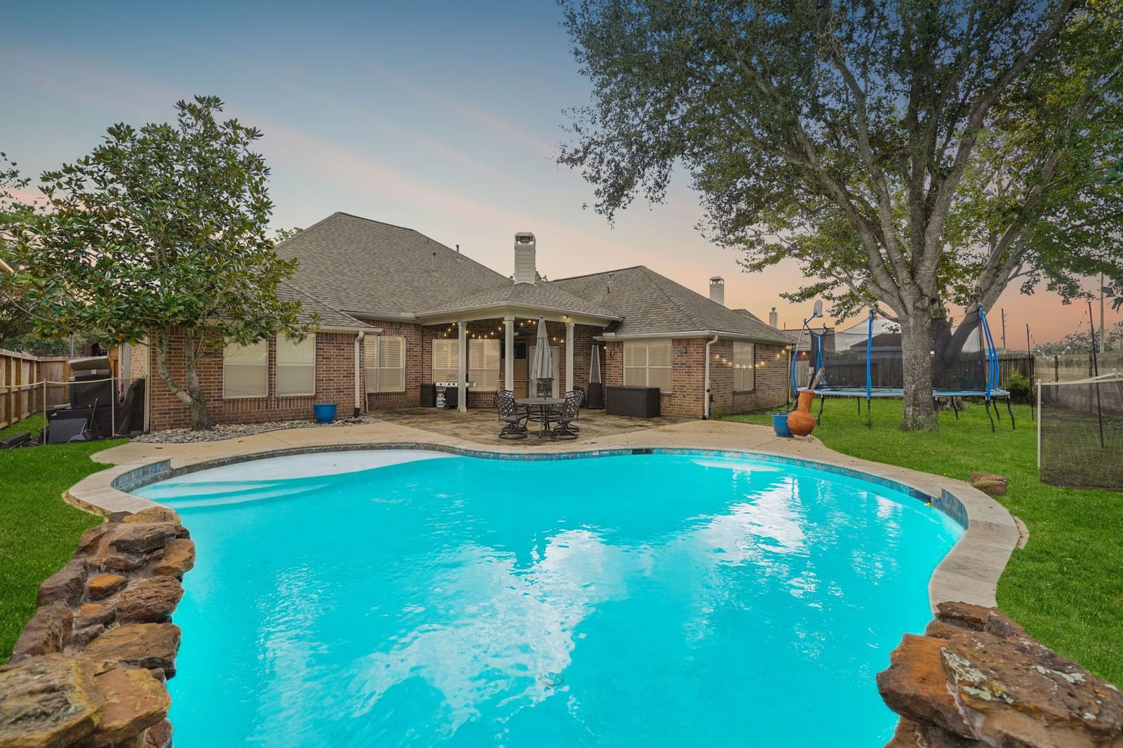 Real estate property located at 25602 Creston Meadow, Fort Bend, Canyon Gate At Westheimer Lakes, Richmond, TX, US