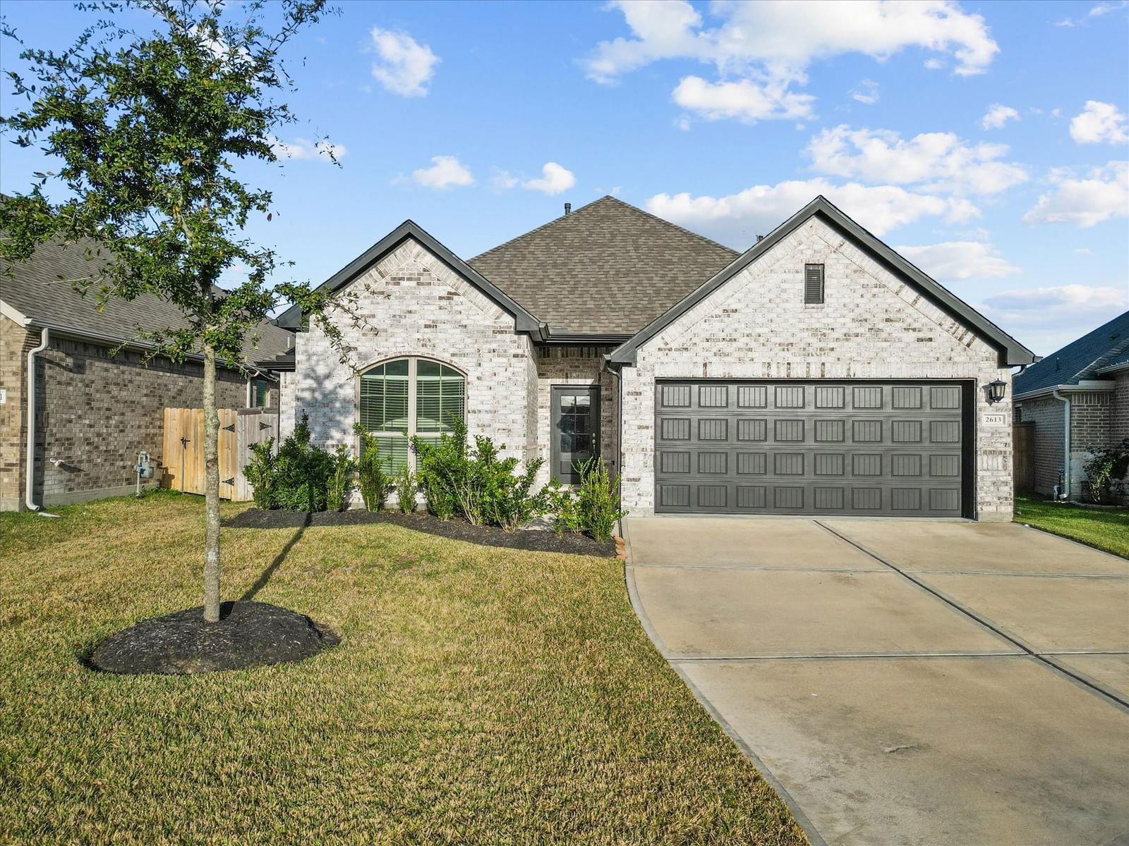 Real estate property located at 2613 Pines Trace, Galveston, Coastal Point Sec 3, League City, TX, US