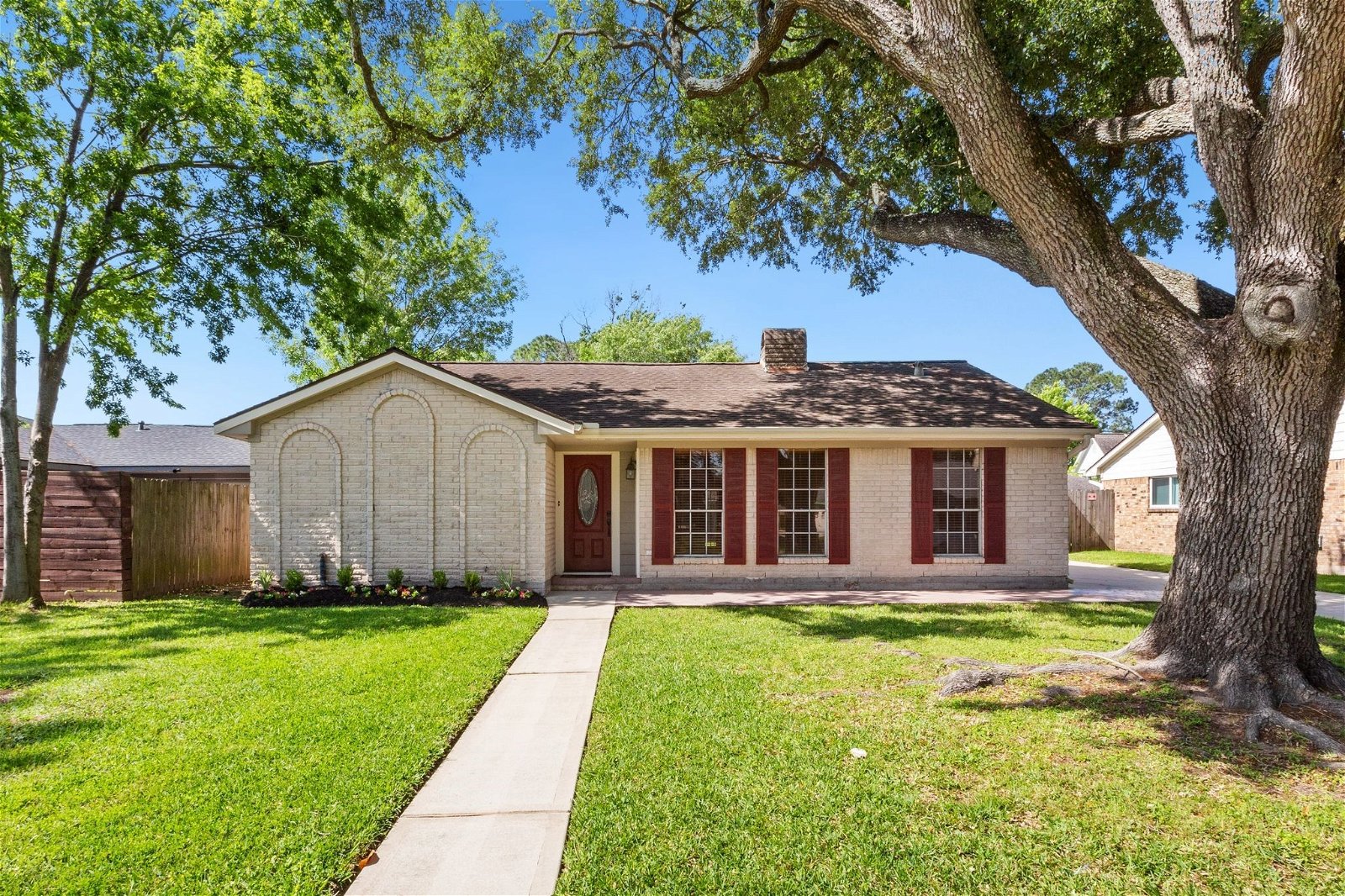 Real estate property located at 12039 Scottsdale, Fort Bend, Meadows Place, TX, US