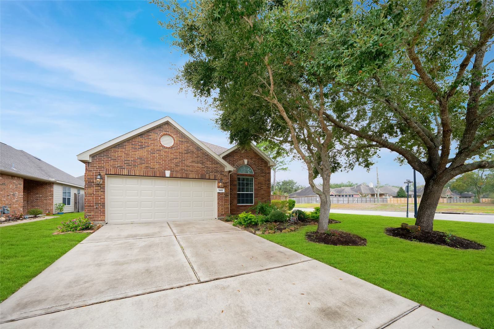 Real estate property located at 1601 Berlino, Harris, Bellavita/Green Tee, Pearland, TX, US